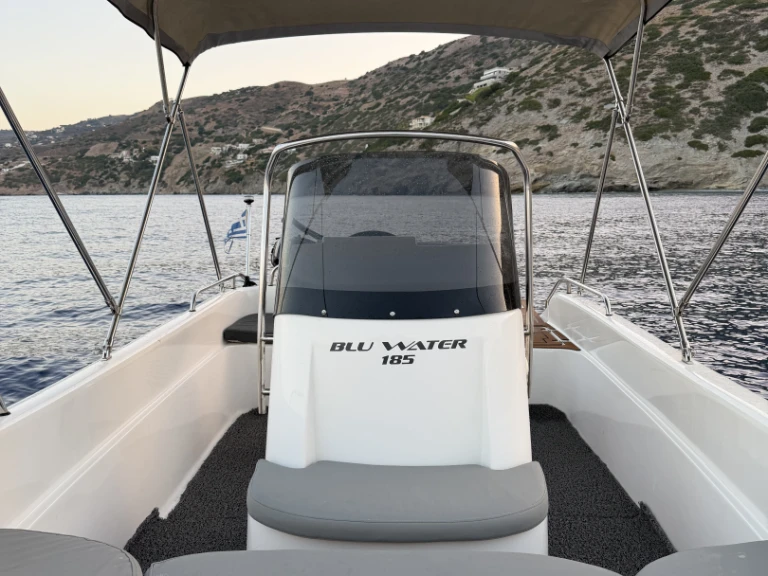 Wynajem Motorówka Poseidon z patentem 