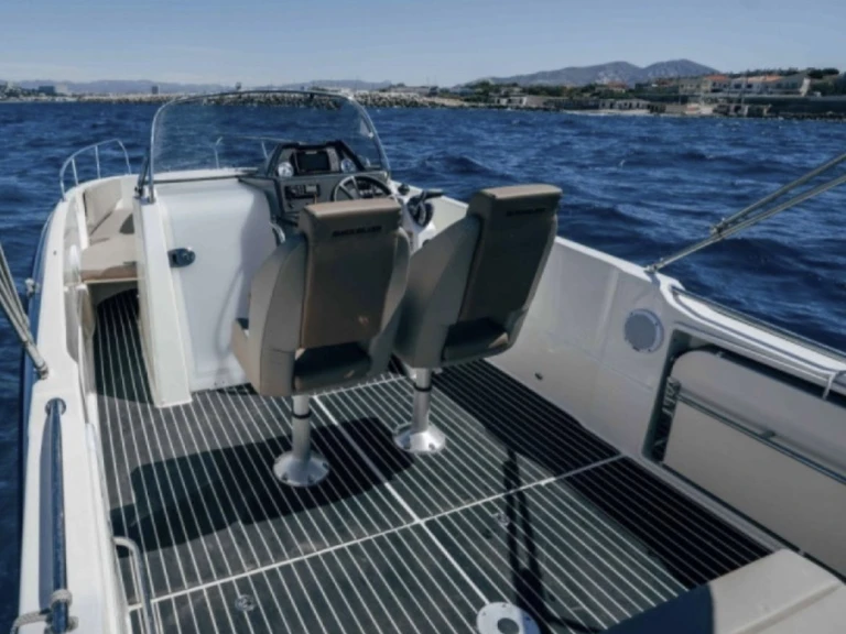 Wynajem Motorówka w Marsylia - Quicksilver Activ 755 Sundeck