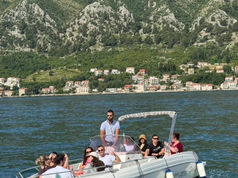 Wynajem Motorówka Atlantic z patentem 