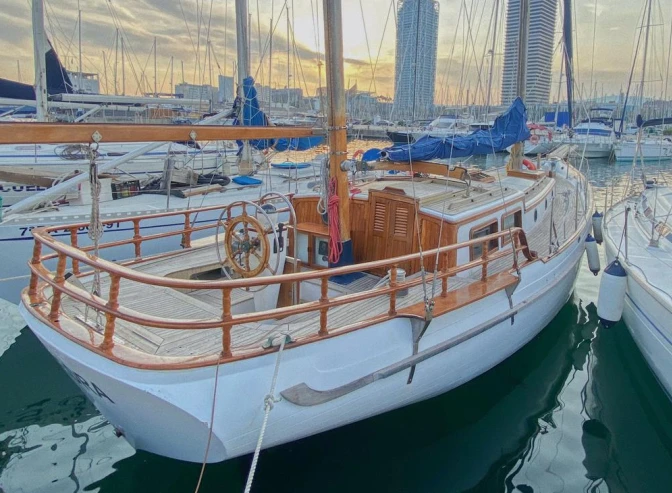 Wynajmij Ta Chiao CT 41 (Formosa 41) w Barcelona