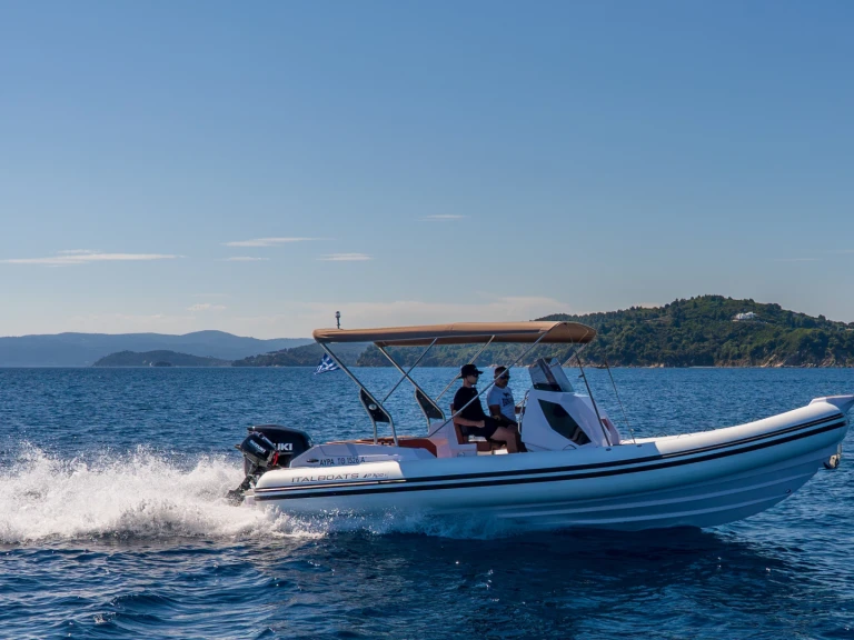 Wynajmij Łódż półsztywna z lub bez skippera Italboats w Skiathos