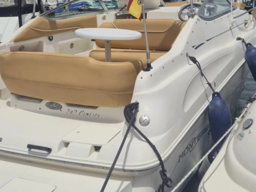Wynajmij Monterey 242 cruiser w Marbella