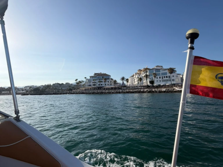 Wynajem łodzi Monterey 242 cruiser w Marbella na SamBoat 