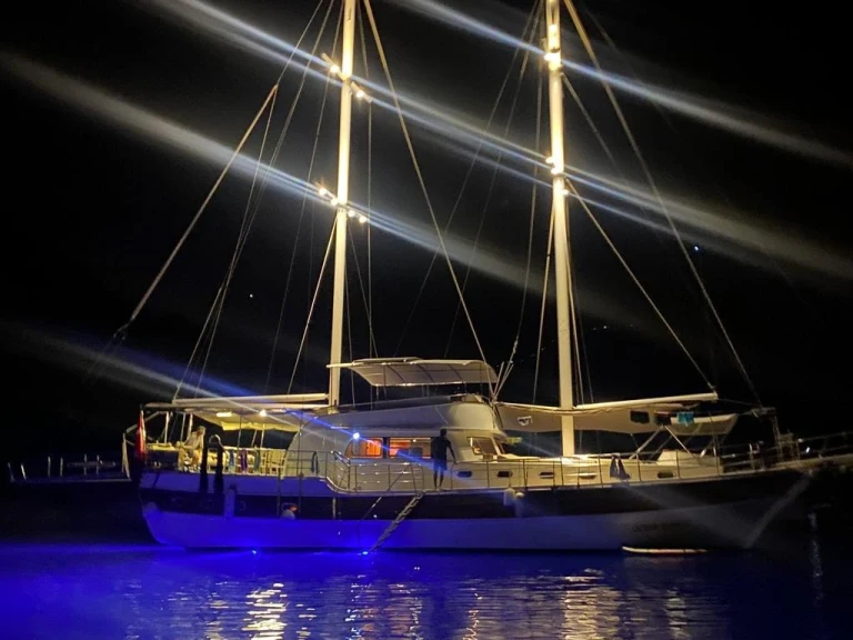 Wynajem łodzi Marmaris tanio Custom made