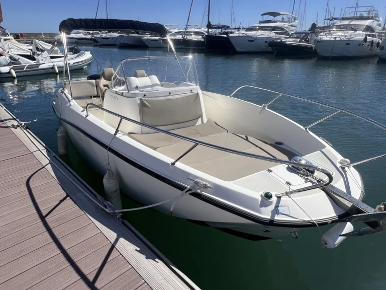 Wynajem Motorówka w Marsylia - Quicksilver Activ 675 Open