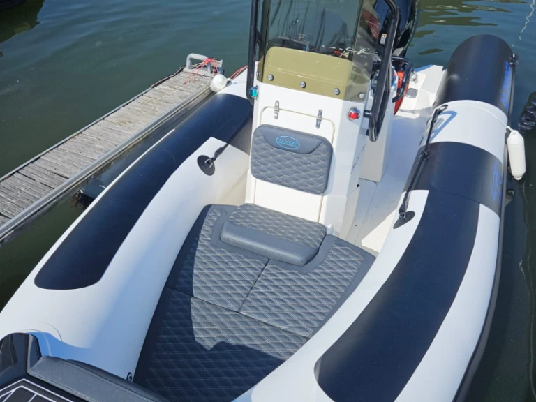 Wynajmij 3D Tender TR54 w Pornichet