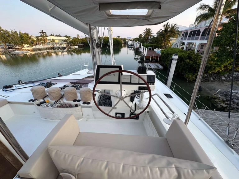 Wynajmij Fountaine Pajot THE CATHOUSE w Florida Keys