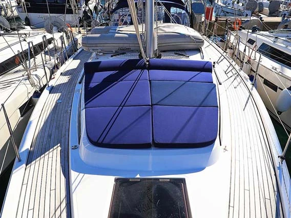 Wynajmij Bavaria Bavaria C42 w Biograd na Moru