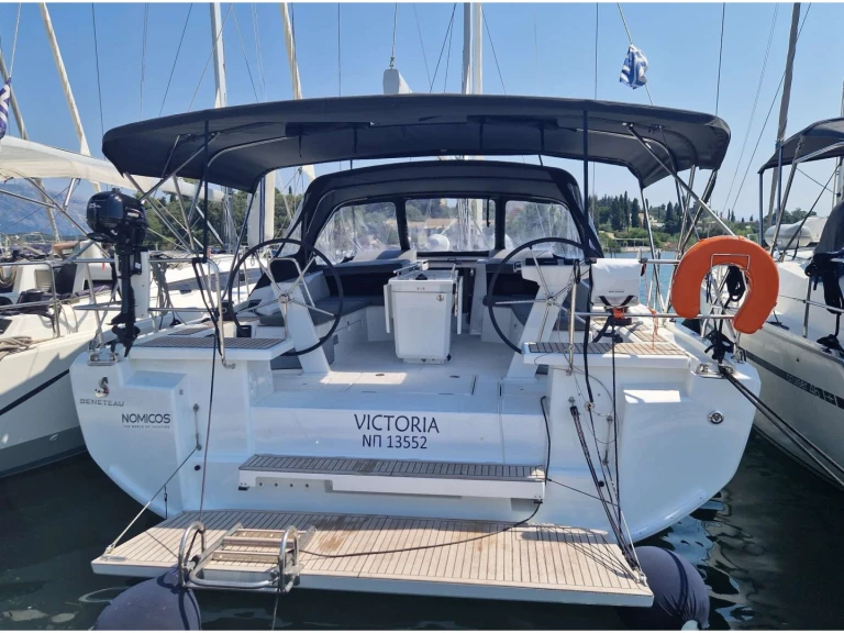 Wynajem w Alimos- Bénéteau Oceanis 46.1 na SamBoat