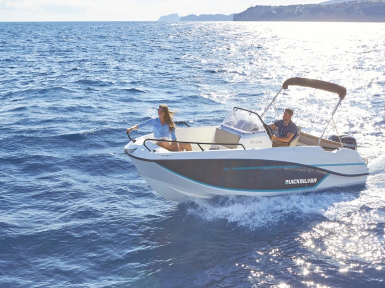 Wynajmij Motorówka z lub bez skippera Quicksilver w Saint-Laurent-du-Var