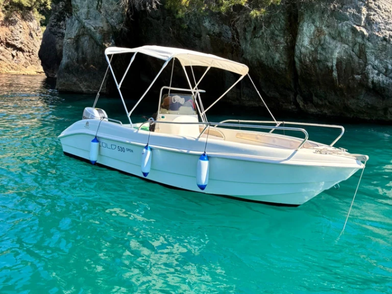 Wynajem Motorówka w La Spezia - Bellingardo Ghost 5,50