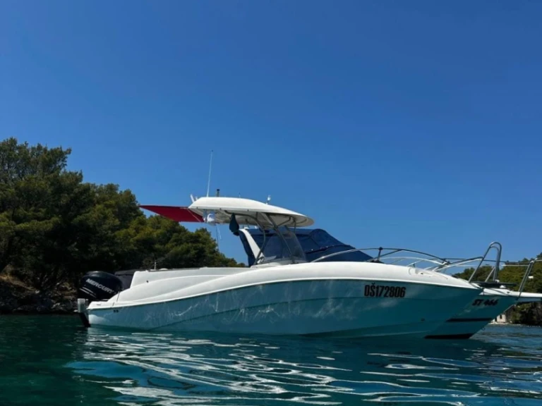 Wynajem łodzi Poljica tanio Quicksilver 720 Commander