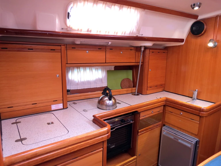 Wynajem Żaglowiec w Sámi - Bavaria Bavaria 42 Cruiser
