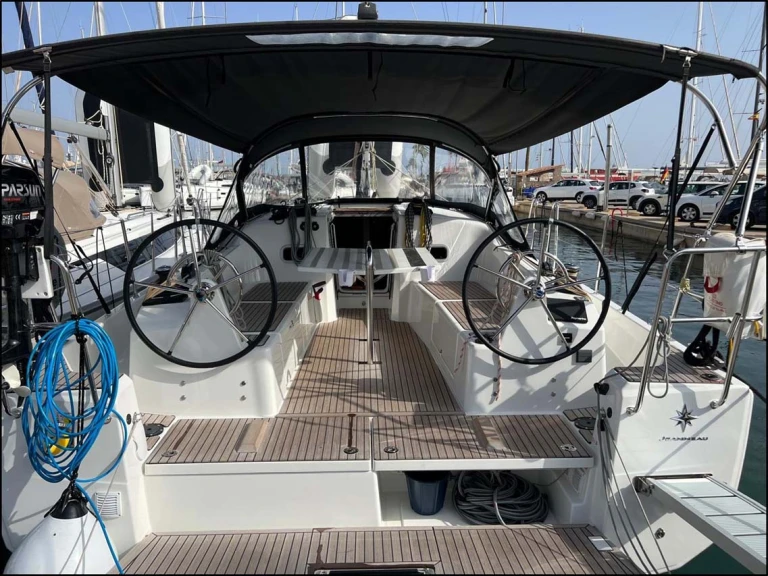 Wynajem łodzi Gouvia tanio Sun Odyssey 380