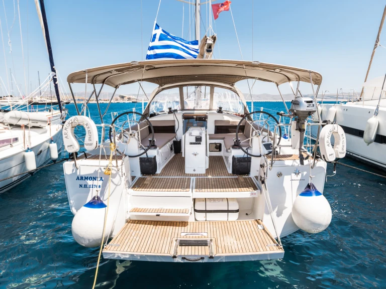 Wynajem łodzi Jeanneau Sun Odyssey 440 w Lavrio na SamBoat 