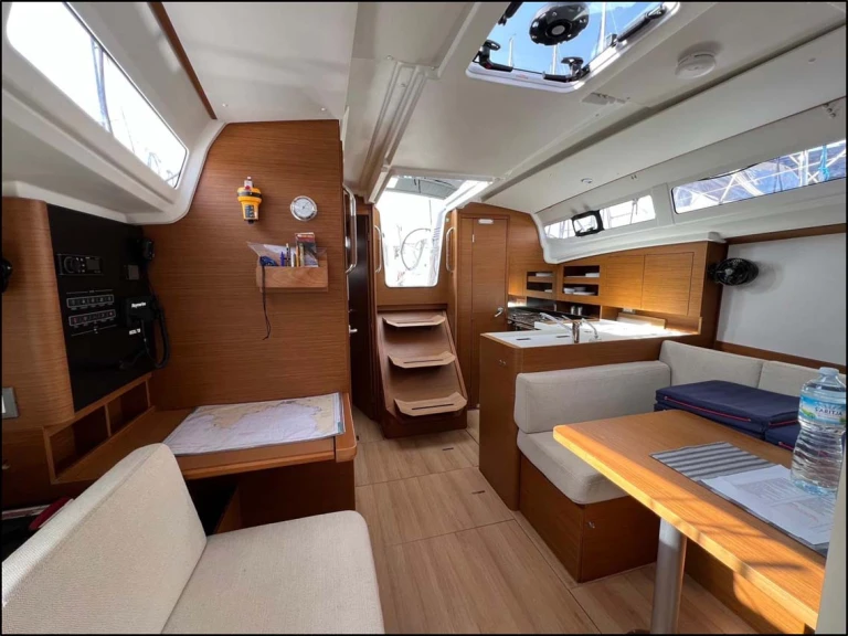 Wynajem w Gouvia- Jeanneau Sun Odyssey 380 na SamBoat