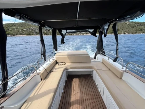 Wynajmij Sea Thunder 9 Bakan w Hvar