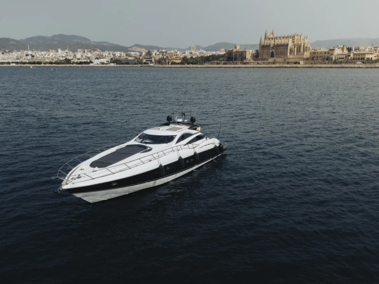 Wynajem Luksusowy jacht w Palma de Mallorca - Sunseeker Predator 75