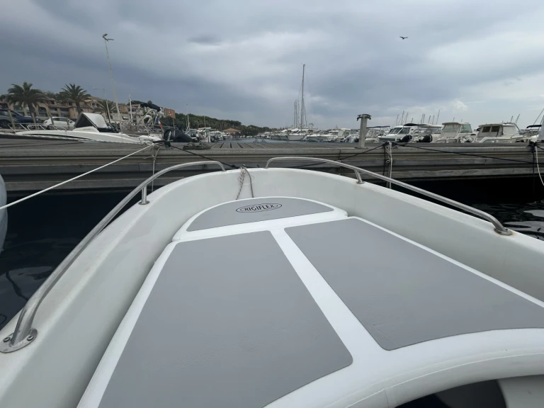 Wynajem łodzi Jeanneau Cap 400 Console w Six-Fours-les-Plages na SamBoat 