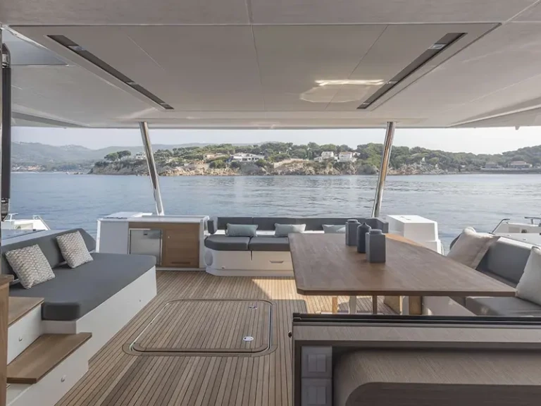Wynajem w Porto-Vecchio- Fountaine Pajot Samana 59 na SamBoat