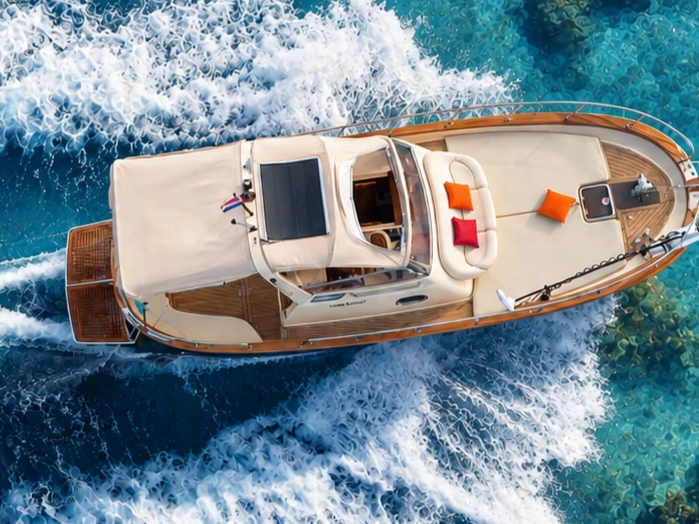 Fratelli Aprea Sorrento 7,50 cabinato między profesjonalistami a osobami prywatnymi w Medulin