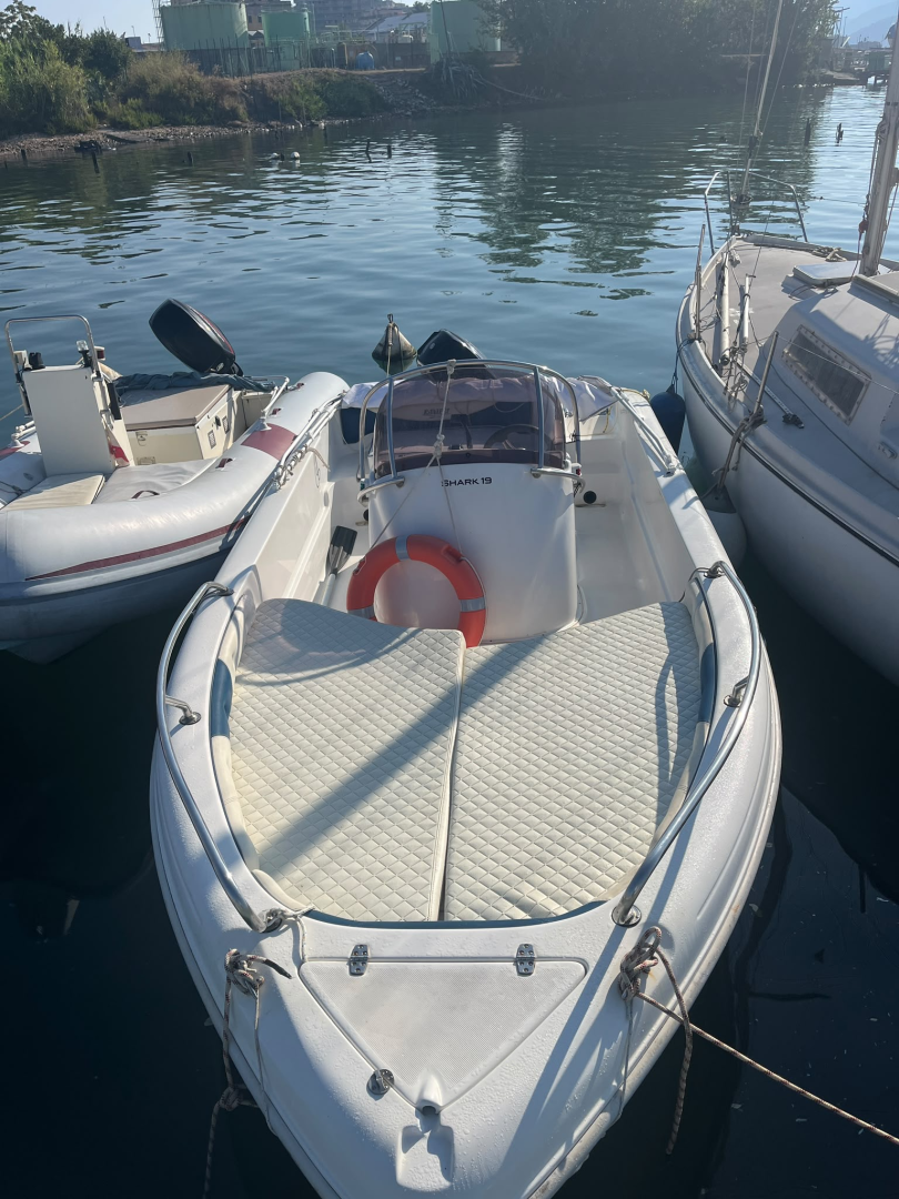 Wynajem Motorówka w Portoferraio - Ranieri Soverato 565