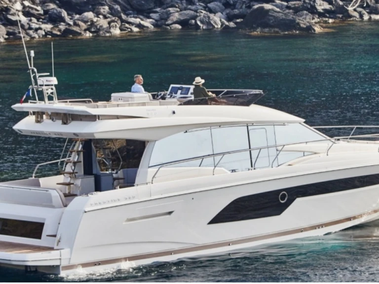 Wynajem łodzi Jeanneau Prestige 52 anno 2023 w Salerno na SamBoat 