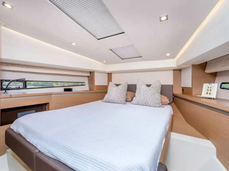 Wynajem Motorówka w Zanzibar - Sunseeker Manhattan 56