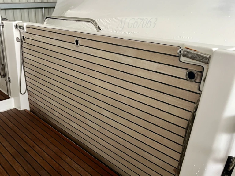 Wynajem łodzi Ajaccio tanio FLYER 9 SUNdeck