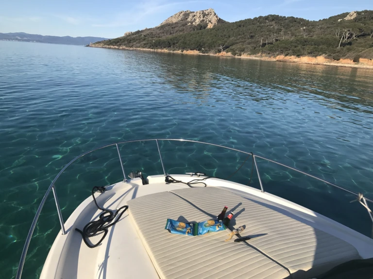 Wynajem w Hyeres- Jeanneau Leader 805 na SamBoat