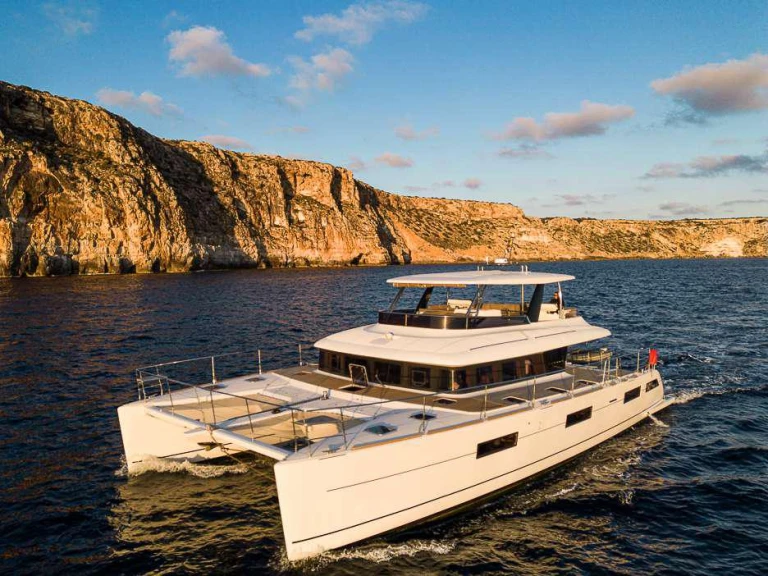 Wynajem Luksusowy jacht w Ibiza Town - Lagoon Lagoon 630 Motor Yacht