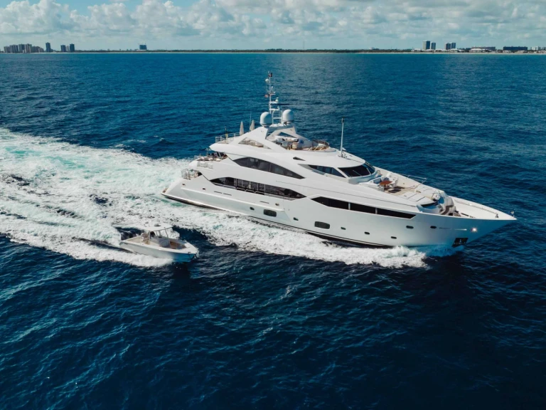 Wynajem Luksusowy jacht Sunseeker z patentem 