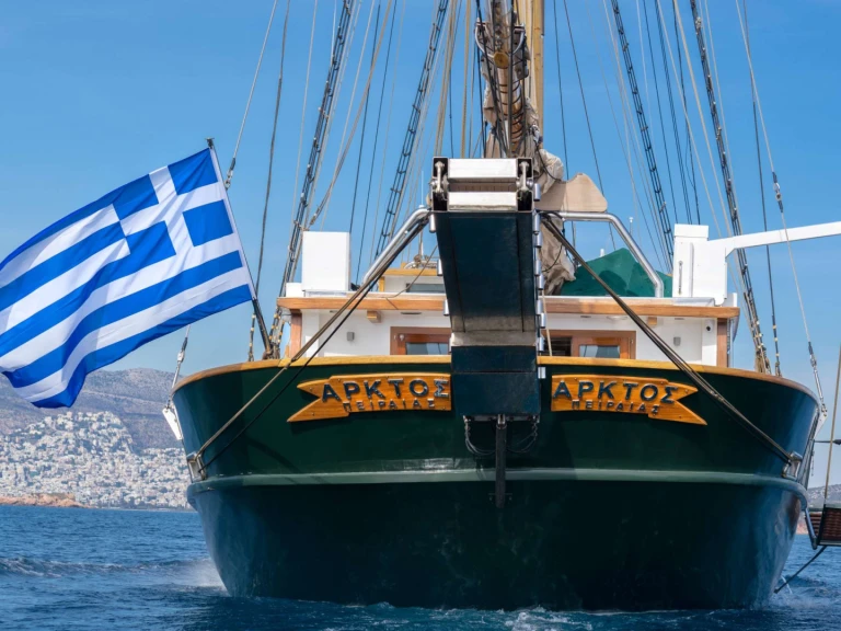 Wynajmij Custom Gulet-Motor Sailor ARKTOS w Ateny