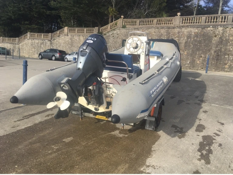 Wynajem łodzi Bombard Explorer 485 FB w Bénodet na SamBoat 