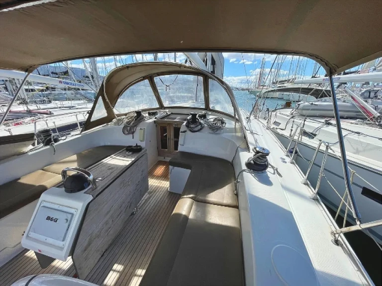 Wynajem w Alimos- Bavaria Cruiser 51 na SamBoat