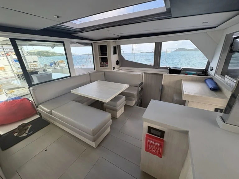 Wynajem Katamaran w Parish of Saint George - Leopard Catamarans / Robertson & Caine Leopard 45