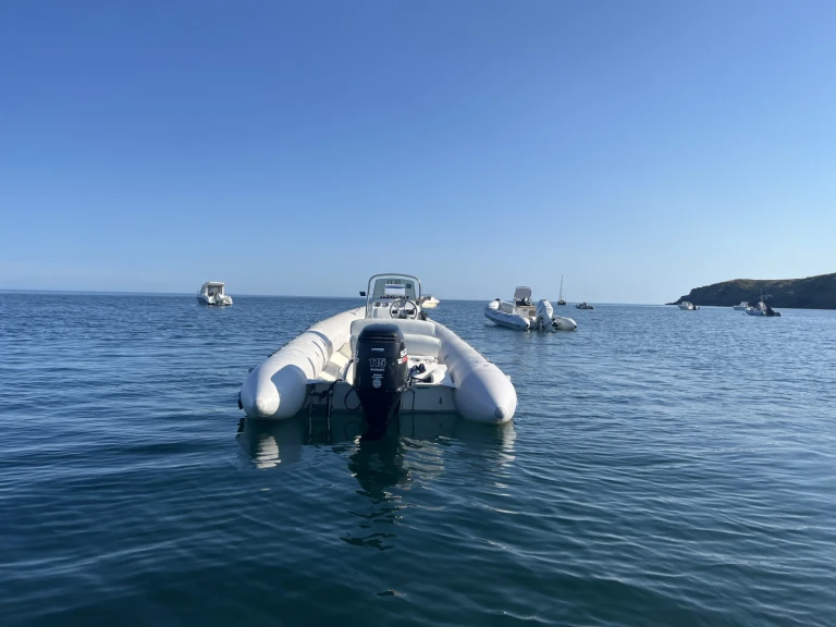 Wynajem Łódż półsztywna Bombard z patentem 