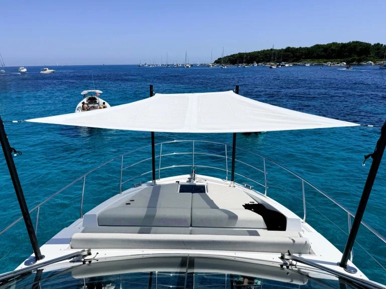 Wynajmij Azimut Azimut 50 Fly w Golfe-Juan