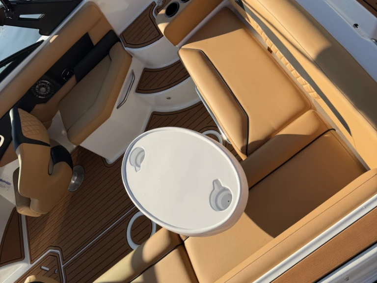Wynajem w Aix-les-Bains- Four Winns HD 200 OB na SamBoat