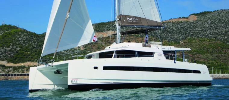 Wynajem łodzi Port Cogolin tanio Bali 5.4