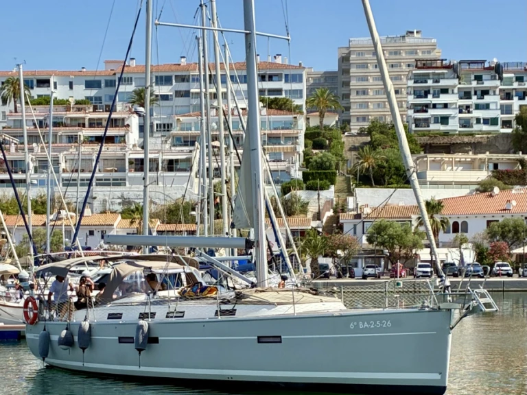 Wynajem łodzi Sitges tanio Bavaria 45 Cruiser