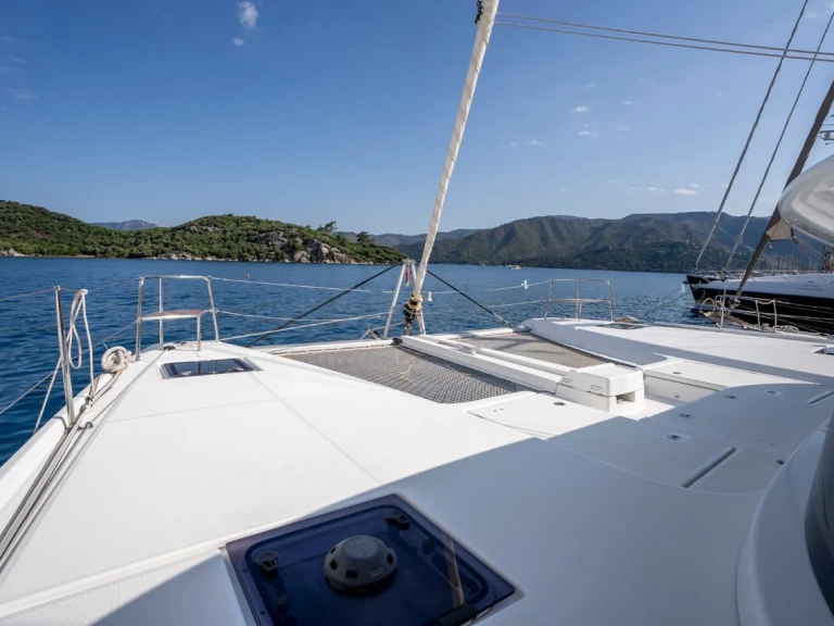 Wynajem łodzi Marmaris tanio Lagoon 46
