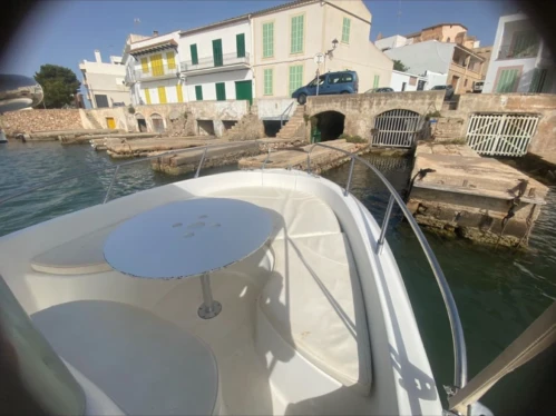 Wynajmij Sessa Marine Key Largo 22 w Portocolom