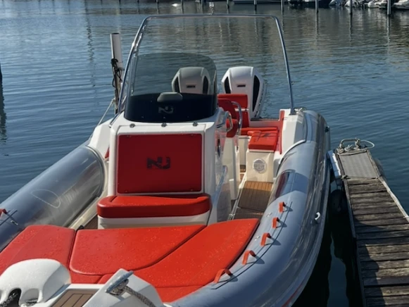 Wynajmij Nuova Jolly Prince 30 w Port-Camargue