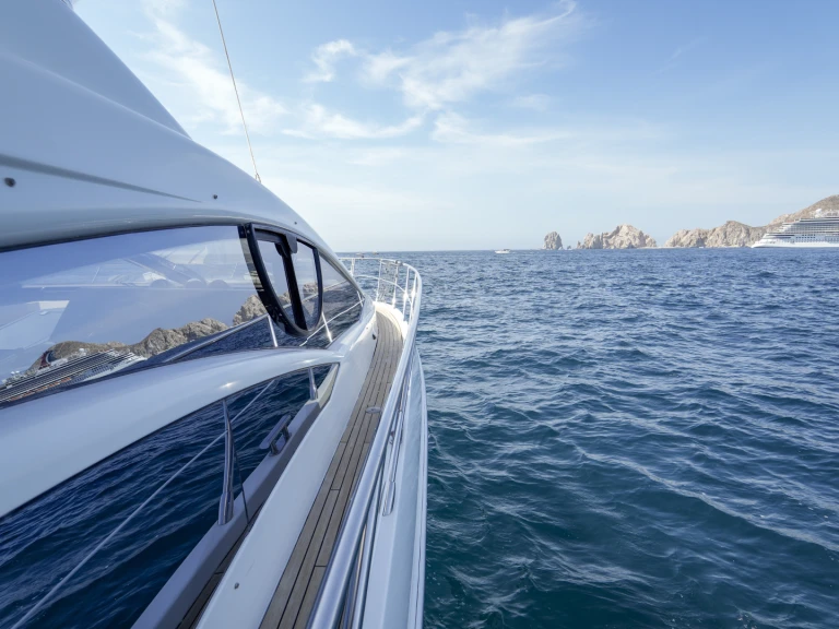 Wynajem Motorówka w Cabo San Lucas - Azimut 48 Flybridge