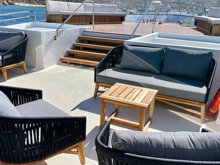 Wynajmij Pelican Luxury Motor Yacht w Cabo San Lucas