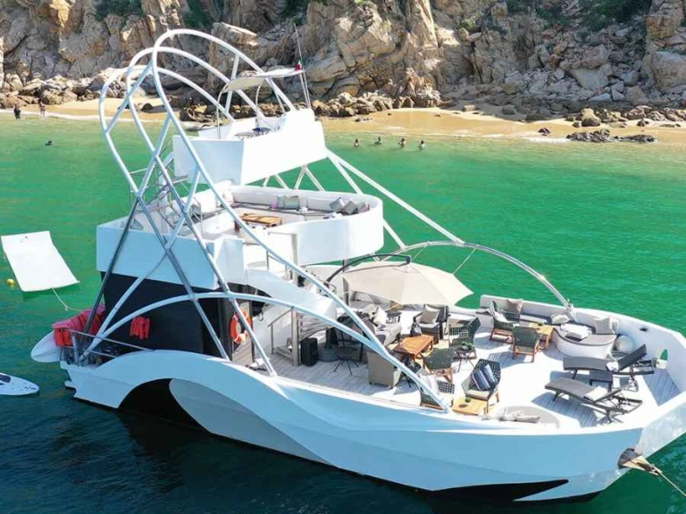 Motorówka do wynajmu w Cabo San Lucas w najlepszej cenie