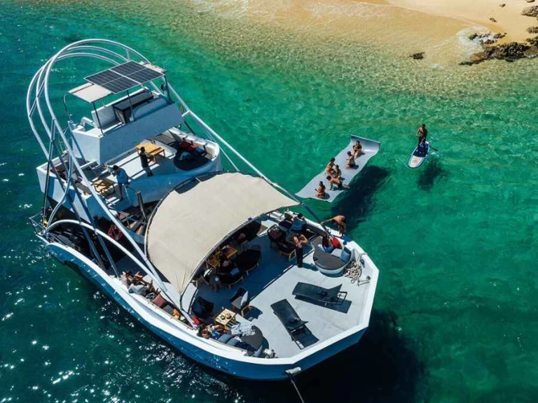 Wynajem łodzi Cabo San Lucas tanio Luxury Motor Yacht