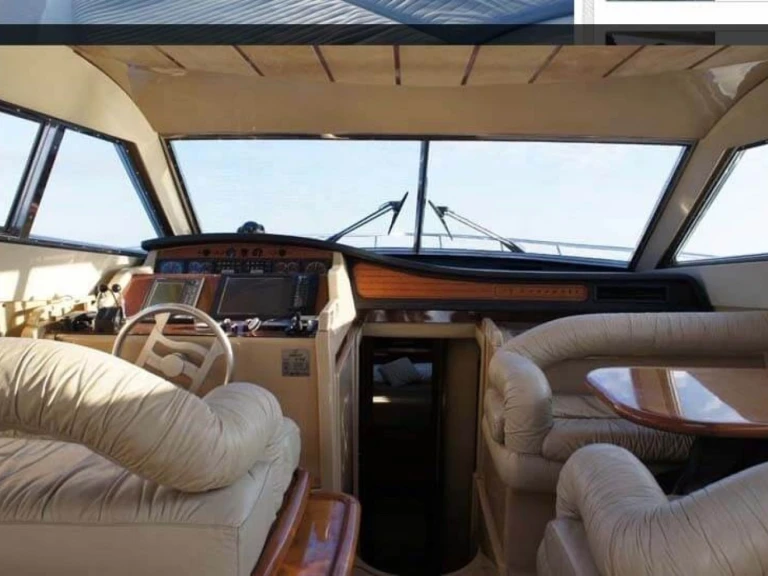 Wynajem łodzi Ferretti Ferretti 53 w Marsylia na SamBoat 