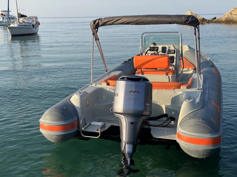Wynajem łodzi Hyeres tanio Voyager 22